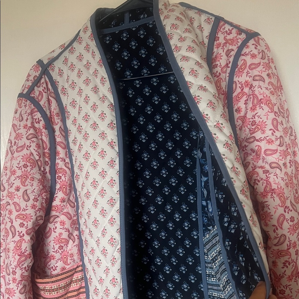 Patterned Navy Open-Front Quilted Jacket - Picture 5 of 5